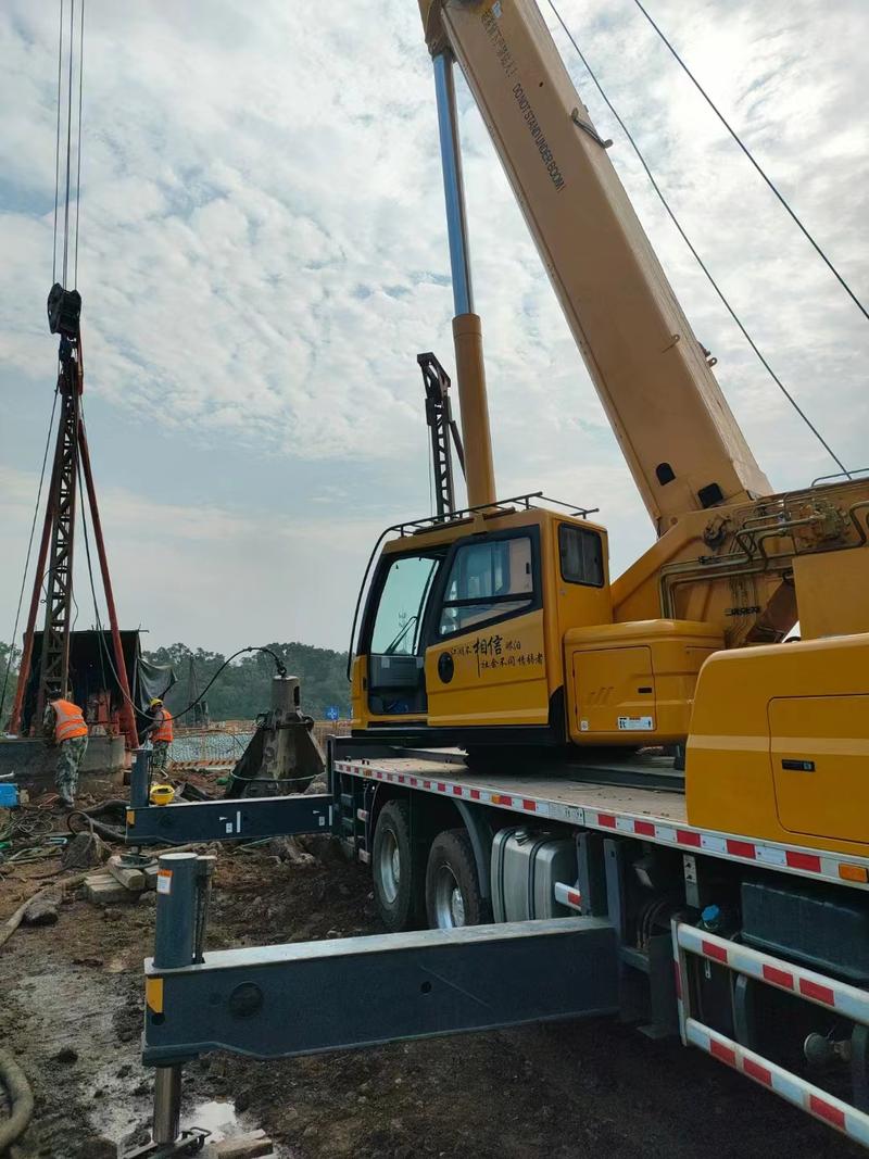 专业大件吊装与特种施工服务 500吨吊车、叉车及高空作业车一体化解决方案